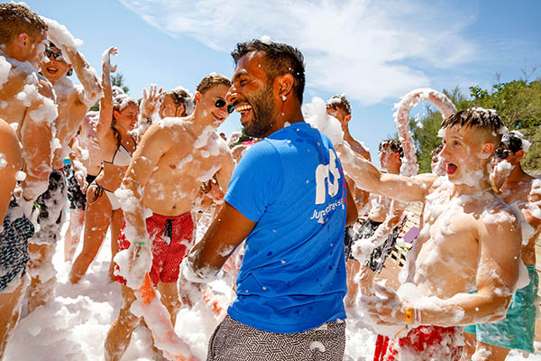 Daytime Party am Zrce Beach