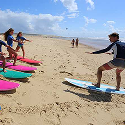 Surfkurs am Strand